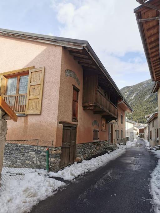 Gite 14 Pers Lesoursfanfarons Spacieux Chaleureux Bramans Kültér fotó